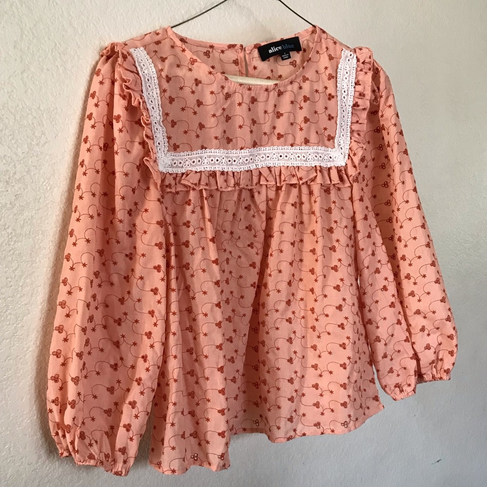 Light and airy embroidered blouse